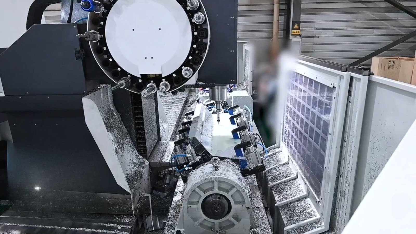 Profile Machining Center Processing Aluminum Profile