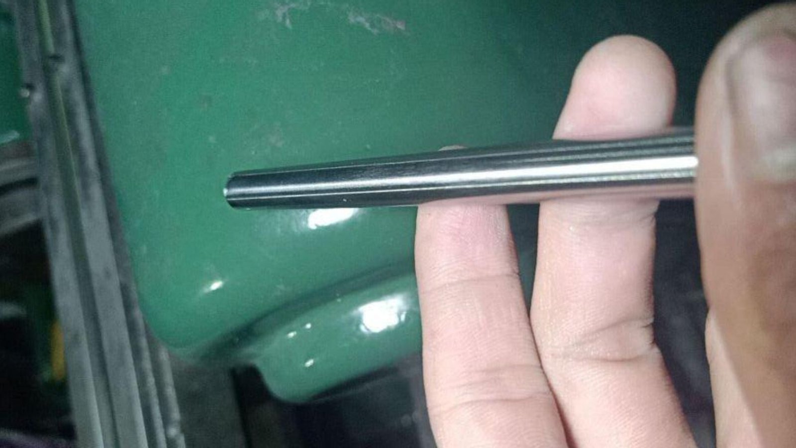 Marques d'usure sur une surface au sol