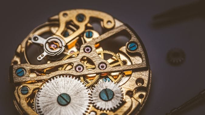 Le parti di un orologio