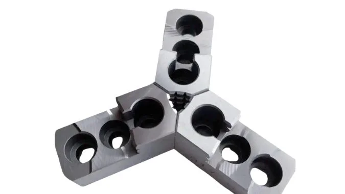 Un mandril de mandíbula dura