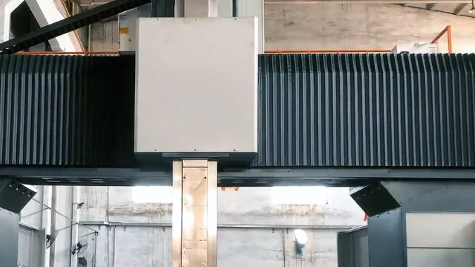 Closeup of Square ram