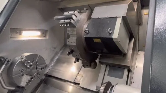CNC lathe with turret