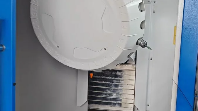 Imagen de un centro de roscado