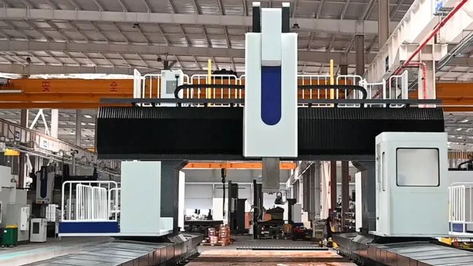 A Heavy duty gantry machining center