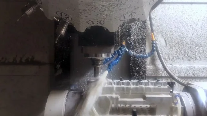 Tapping center machining a workpiece