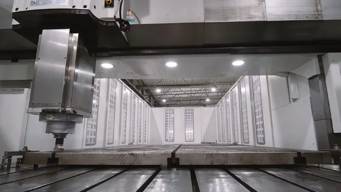 Inside of Fixed-beam gantry machining center